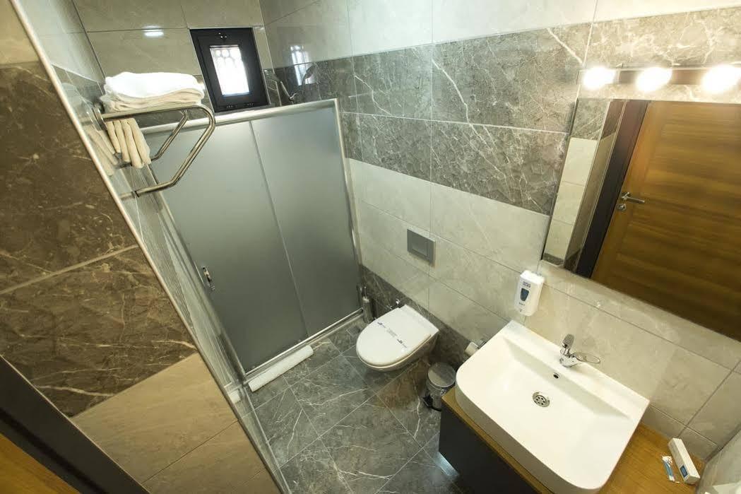 Big Point Plus Hotel Biga Экстерьер фото