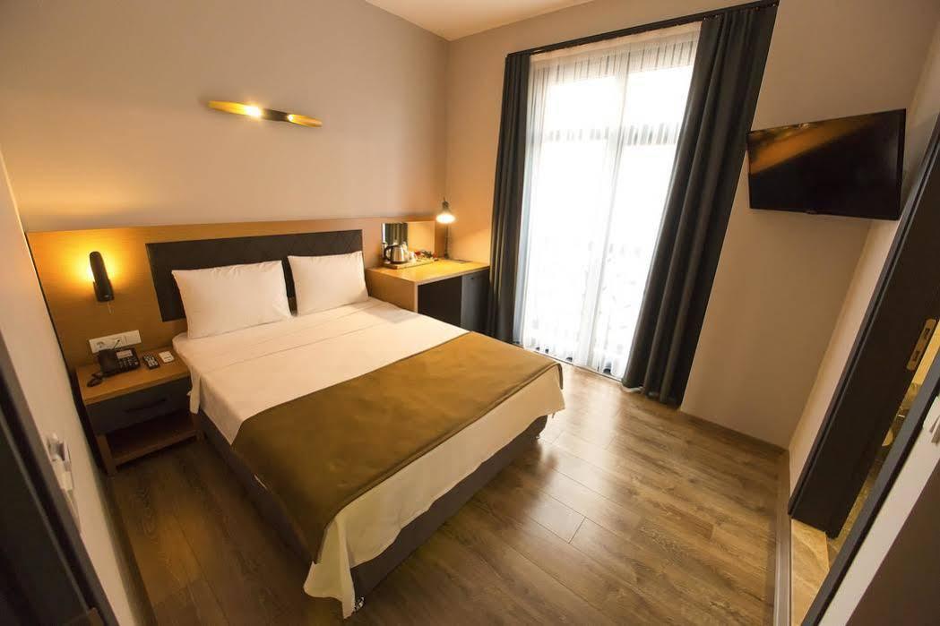 Big Point Plus Hotel Biga Экстерьер фото